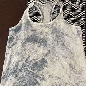 Lululemon swiftly tank size 10